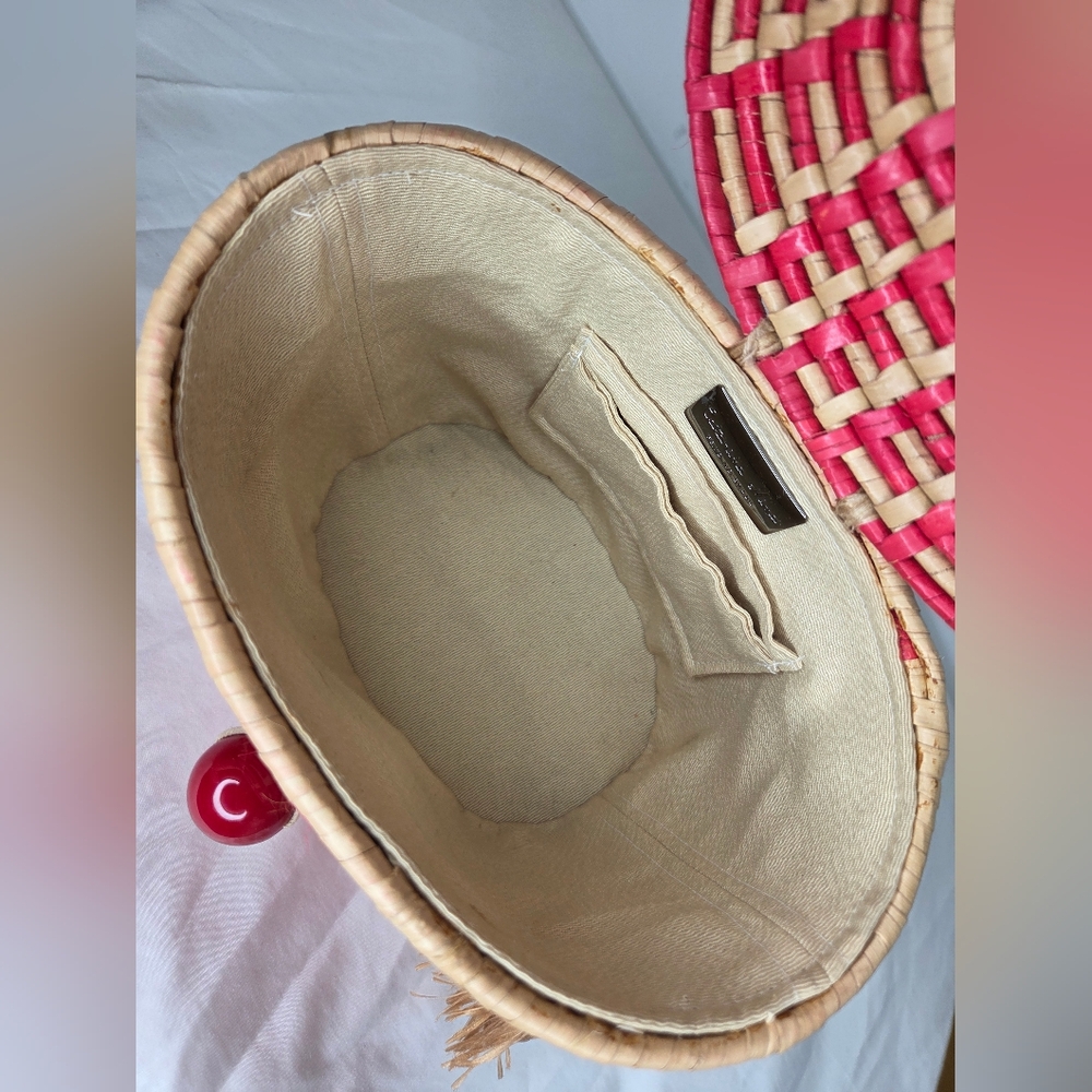 Caterina Mina Stylish 8"x6" Woven Basket Bag From Brazilian Designer - Picture 10 of 16